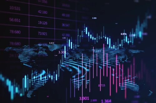 Un mapa mundial digital superpuesto con gráficos financieros de velas ascendentes en azul y barras en tonos rosa y púrpura.